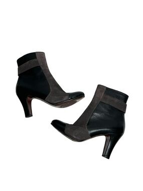 Chie Mihara | Quieja Colorblock Leather and Suede Heeled Boots 40